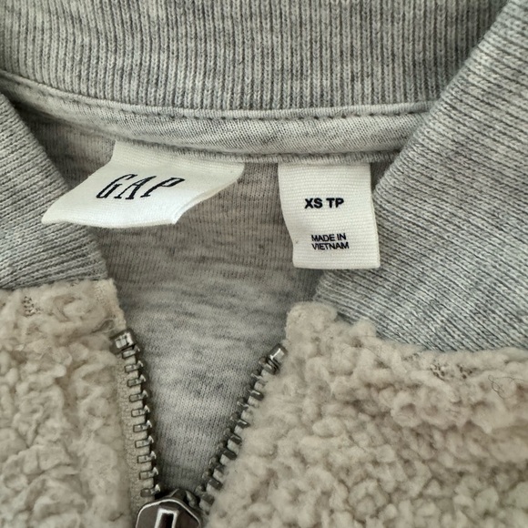 Cute Gap Bomber Jacket size XS. - Picture 2 of 5